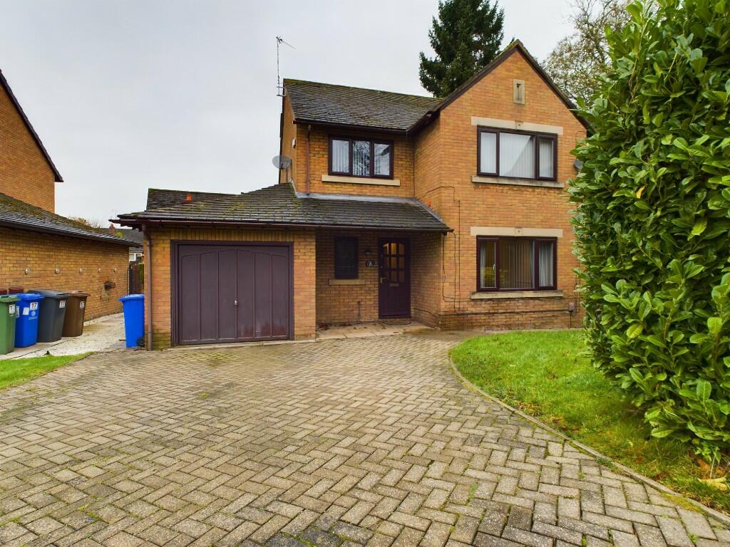 3 bedroom detached house for sale in Church Meadow, Hyde, SK14 4RT, SK14