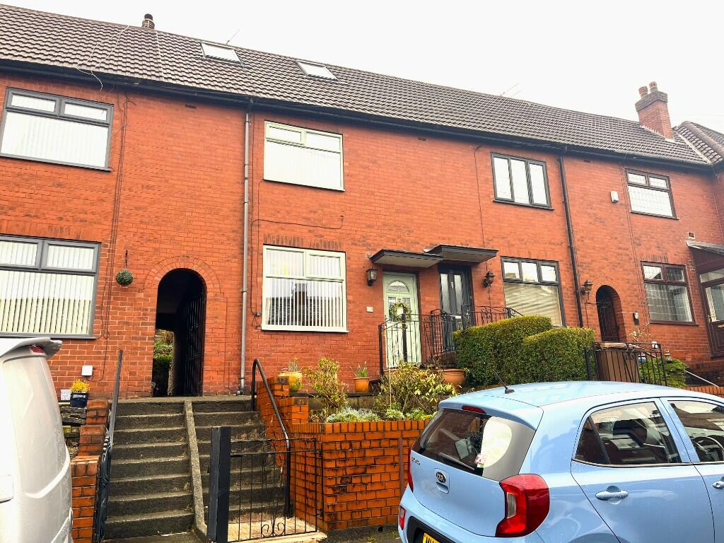 3 bedroom terraced house for sale in Lord Street, Stalybridge, Cheshire