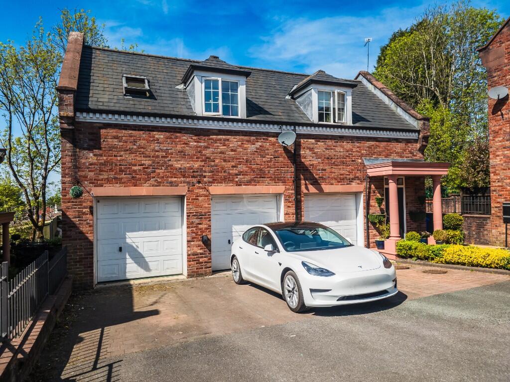 Main image of property: Woodland View, Godley, Hyde, Greater Manchester, SK14