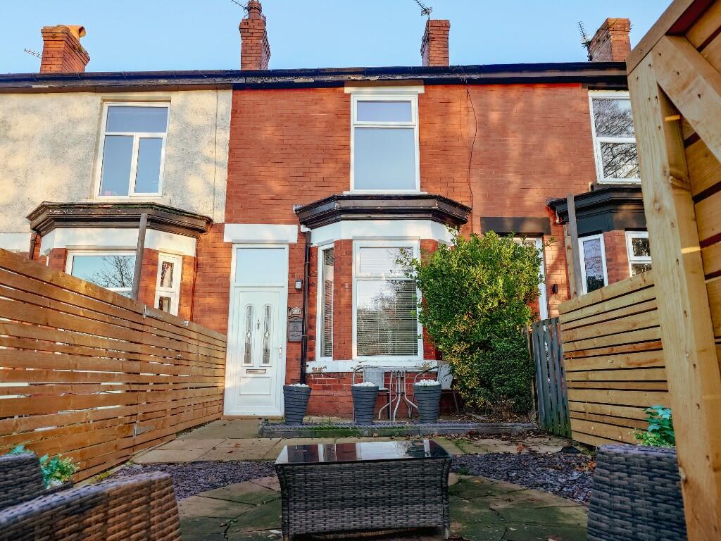 Main image of property: Oxford Road, Hyde, Greater Manchester, SK14