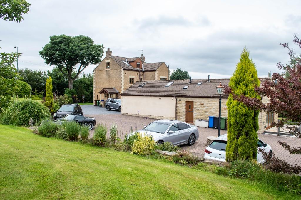 6 bedroom detached house for sale in Mottram Old Road, Gee Cross, Hyde