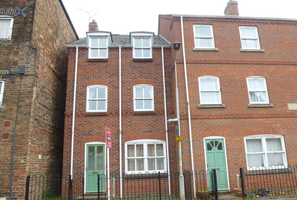 Main image of property: High Street, Spalding, PE11