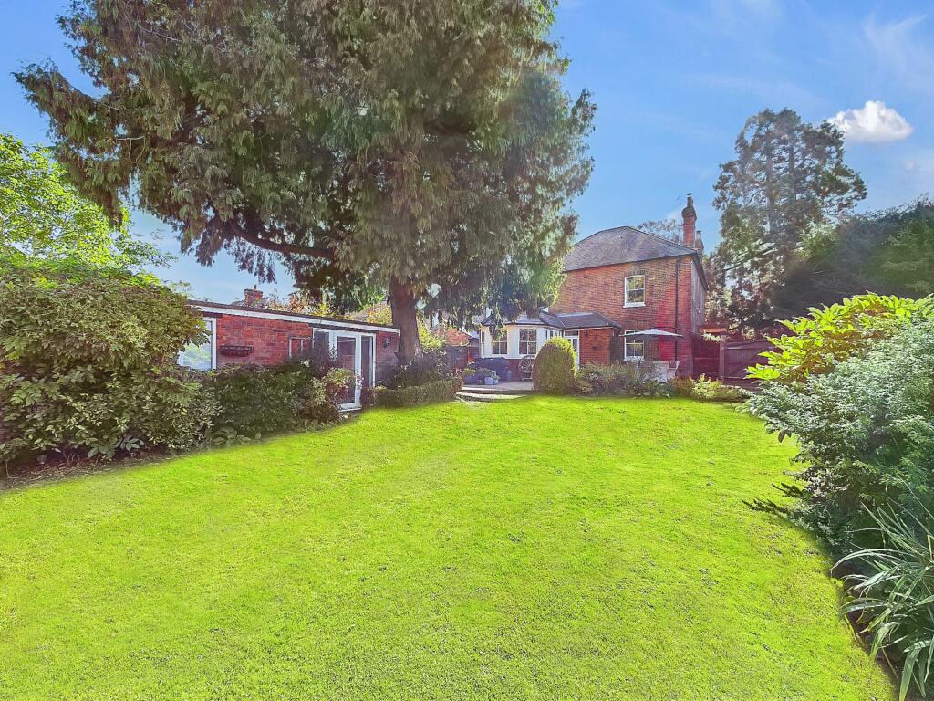 Main image of property: Chinnor - Oakley Road