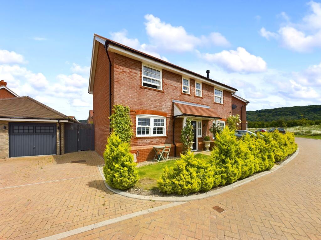 Main image of property: Littlemoor Field, Chinnor, Oxfordshire