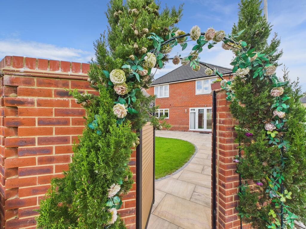 Main image of property: Rushland Field, Chinnor, Oxfordshire