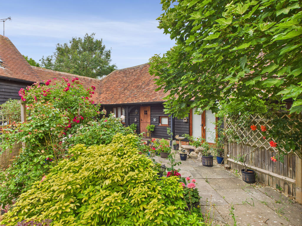 Main image of property: Holly Barn