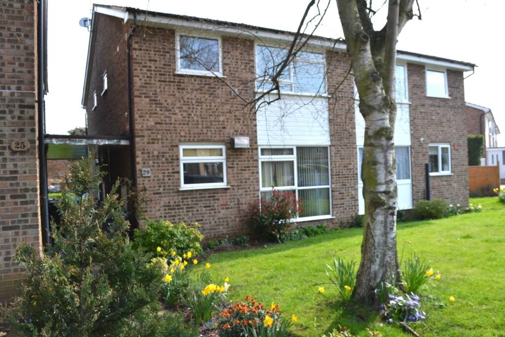 Main image of property: Cromwell Avenue, Thame, Oxfordshire