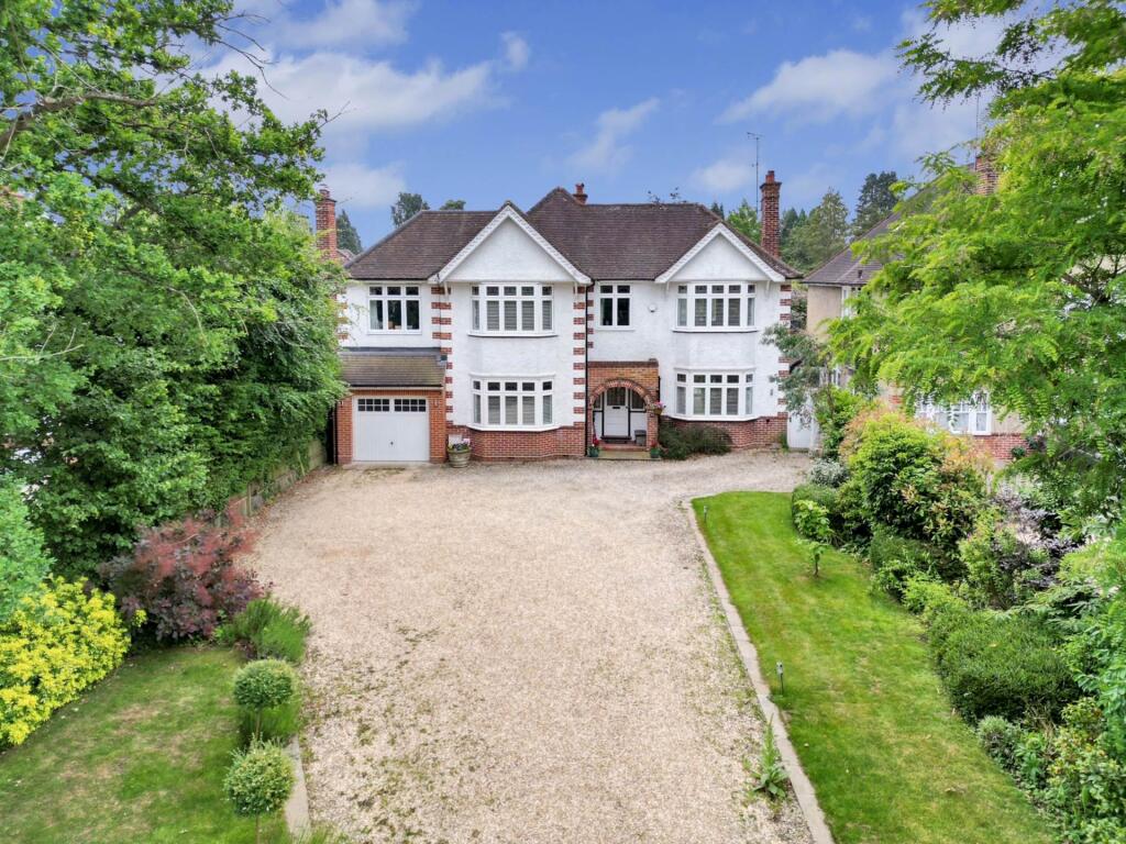 Main image of property: Wokingham Road, Earley