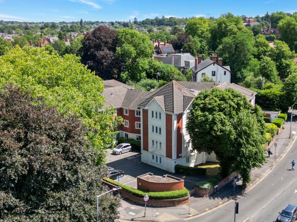 Main image of property: London Road, Reading
