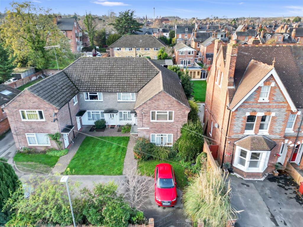 Main image of property: Hamilton Road, Reading