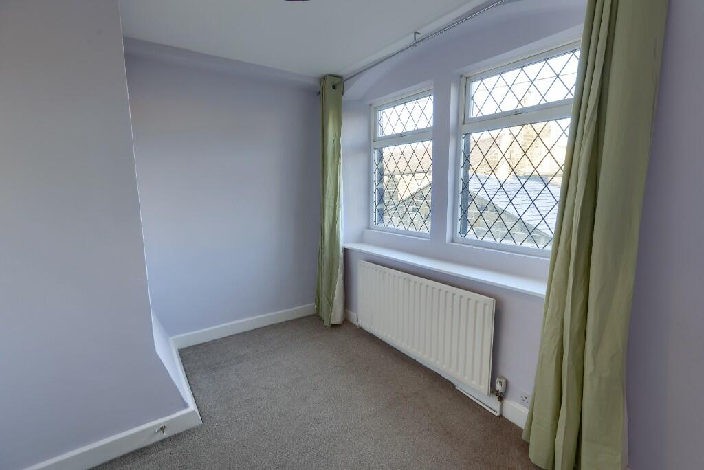 Terraced to rent on Lombard Street, Leeds, West Yorkshire, LS19