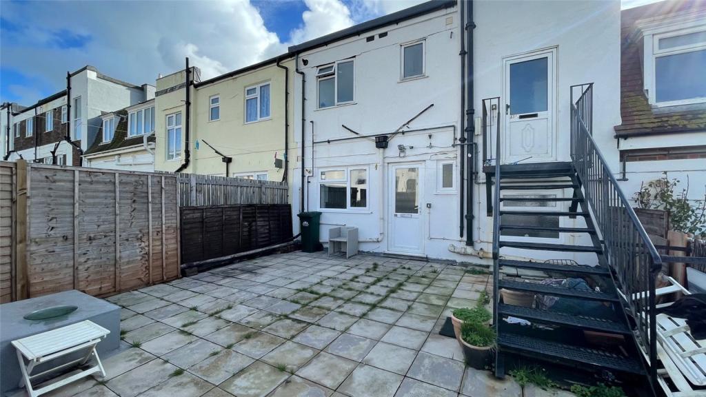 1 bedroom flat for sale in Longridge Avenue, Saltdean, Brighton, BN2