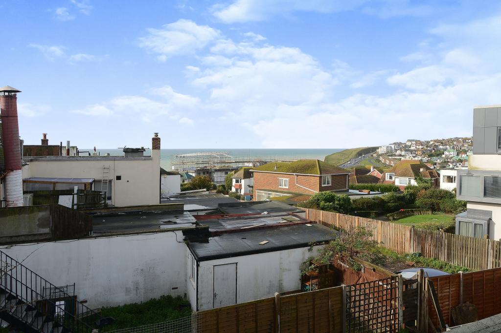 1 bedroom flat for sale in Longridge Avenue, Saltdean, Brighton, BN2