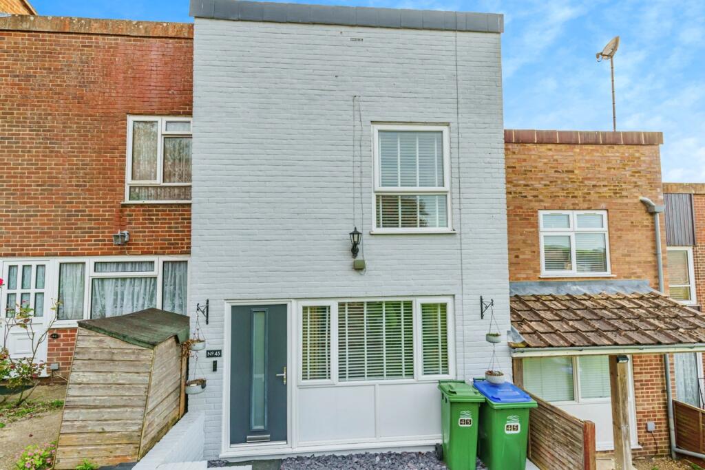 Main image of property: St. Leonards Close, NEWHAVEN, East Sussex, BN9