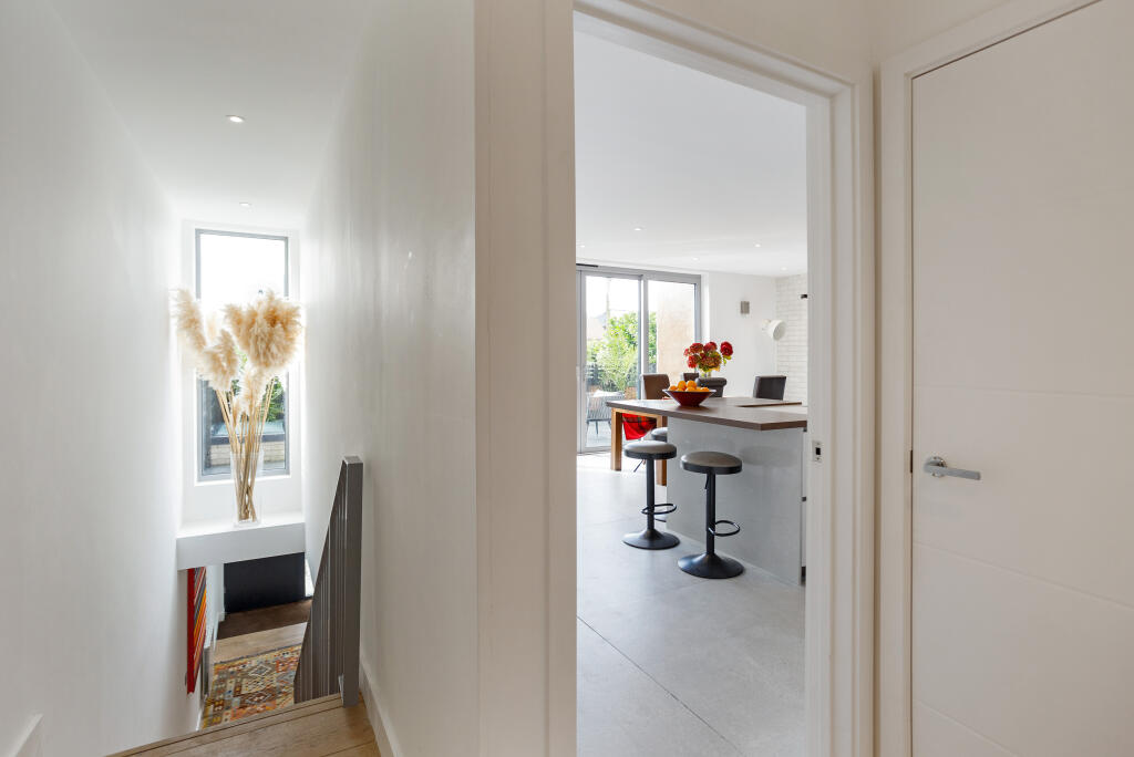Additional property image - Roedean Road, Brighton, BN2