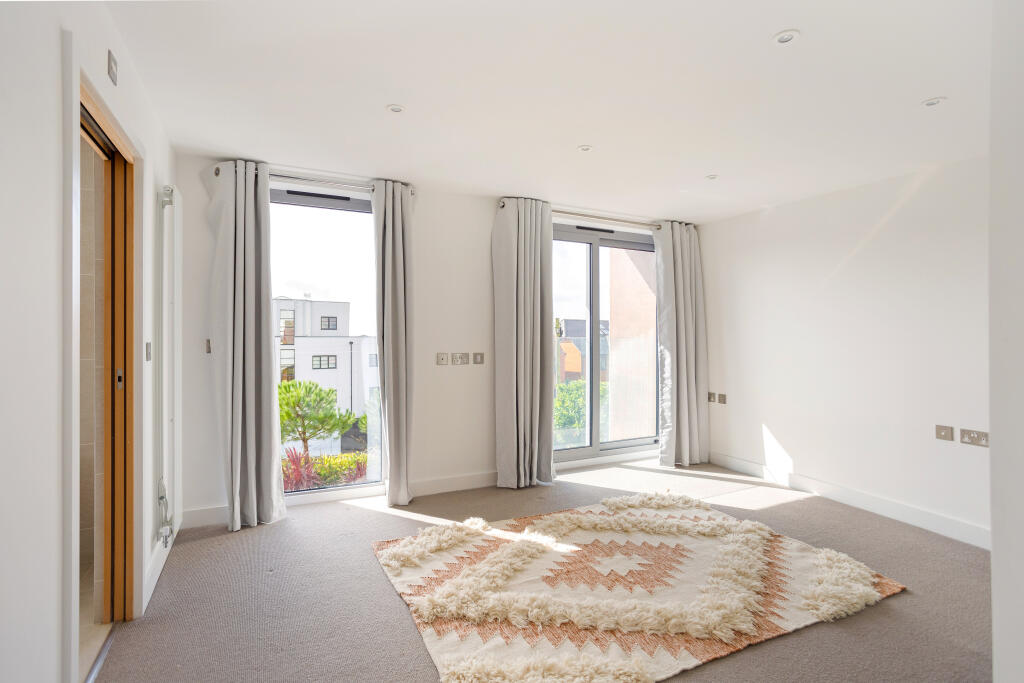 Additional property image - Roedean Road, Brighton, BN2