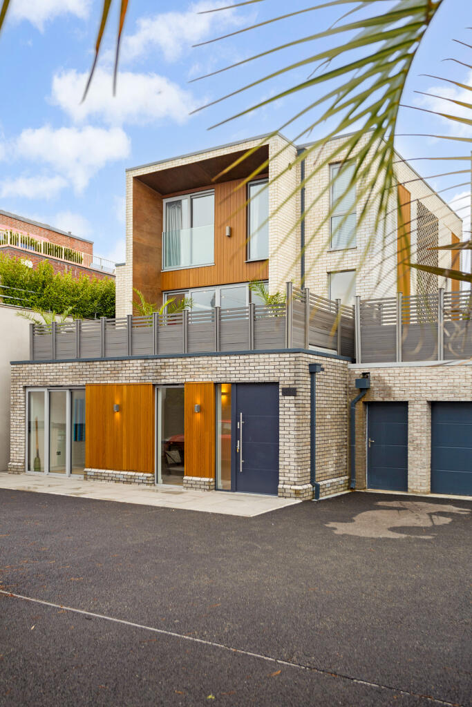 Additional property image - Roedean Road, Brighton, BN2