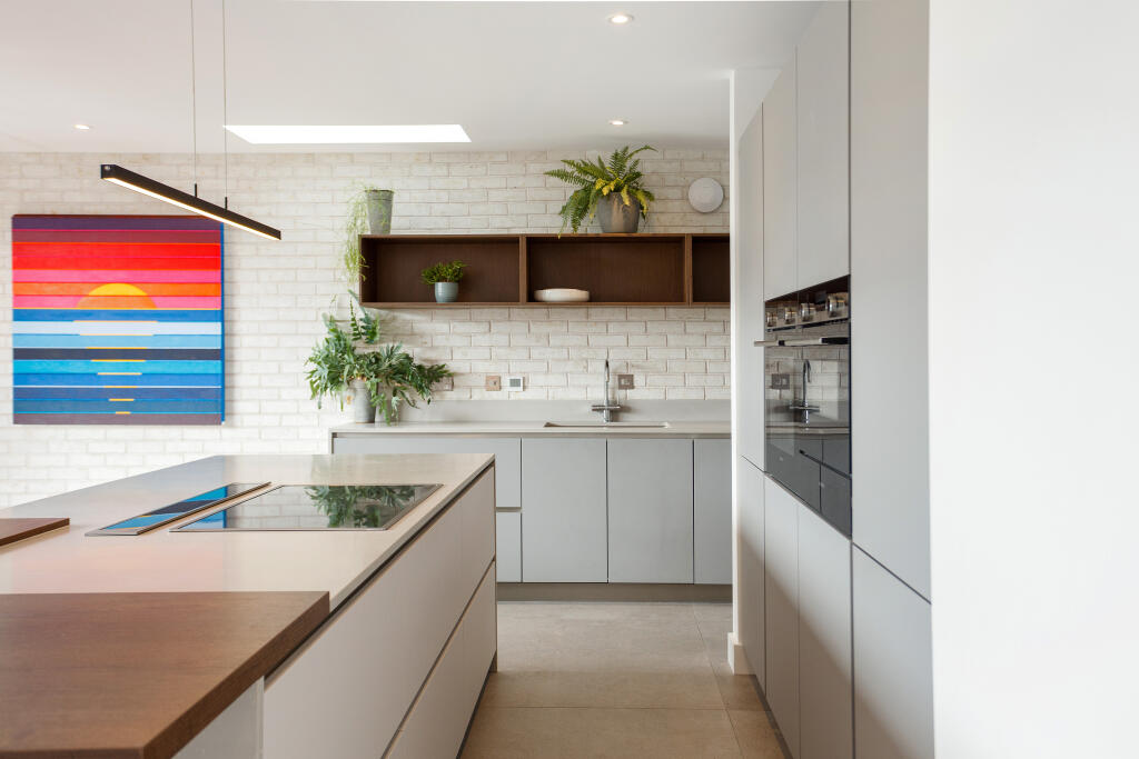 Additional property image - Roedean Road, Brighton, BN2