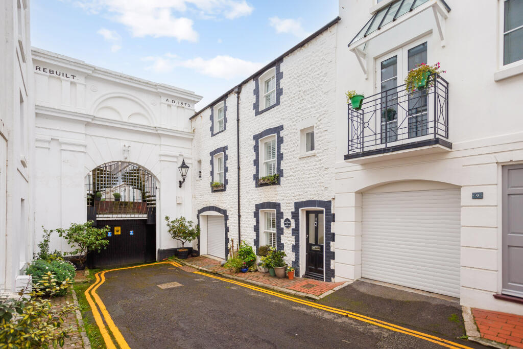 Main image of property: Norfolk Buildings, BRIGHTON, BN1