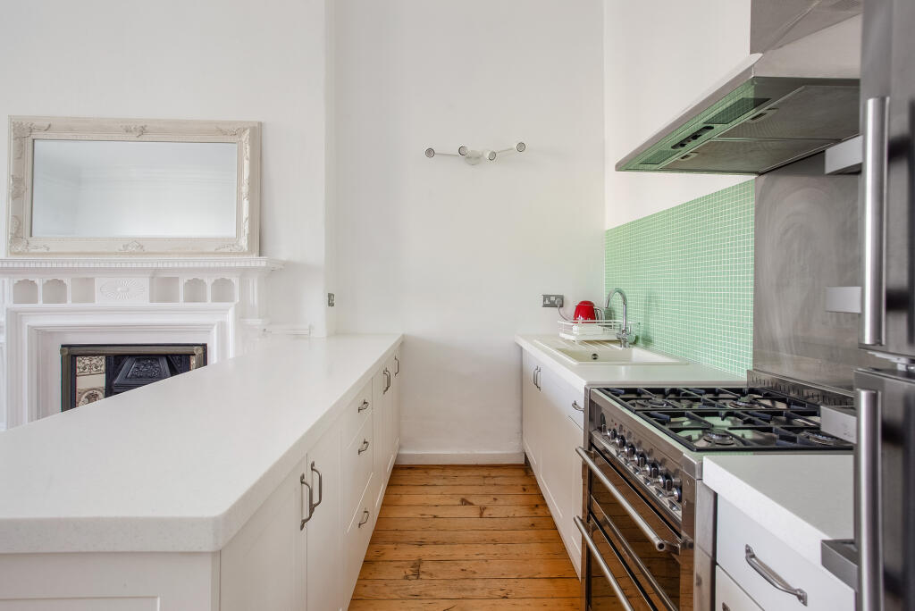 Additional property image - 57 Brunswick Square, Hove, BN3