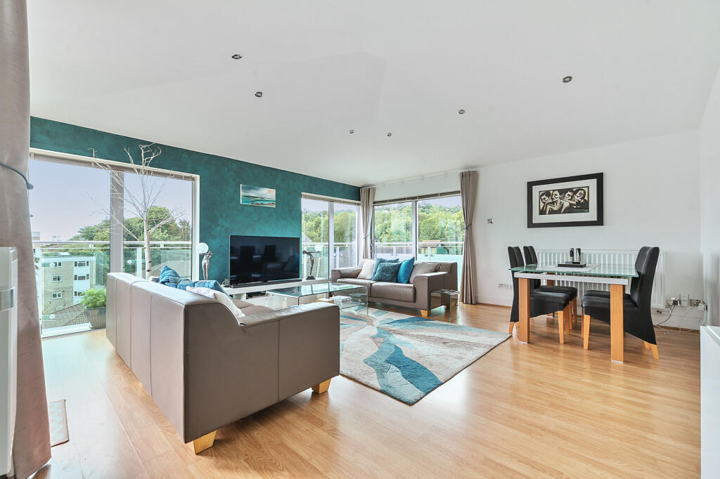 Main image of property: London Road, Brighton, BN1