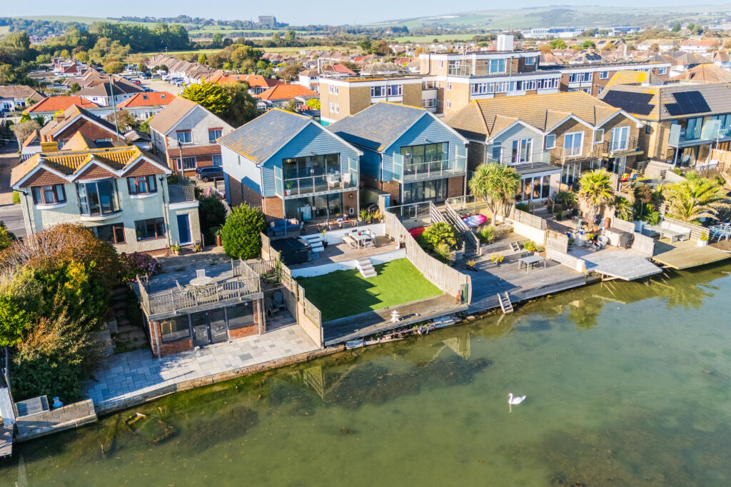 Main image of property: Brighton Road, Lancing, BN15