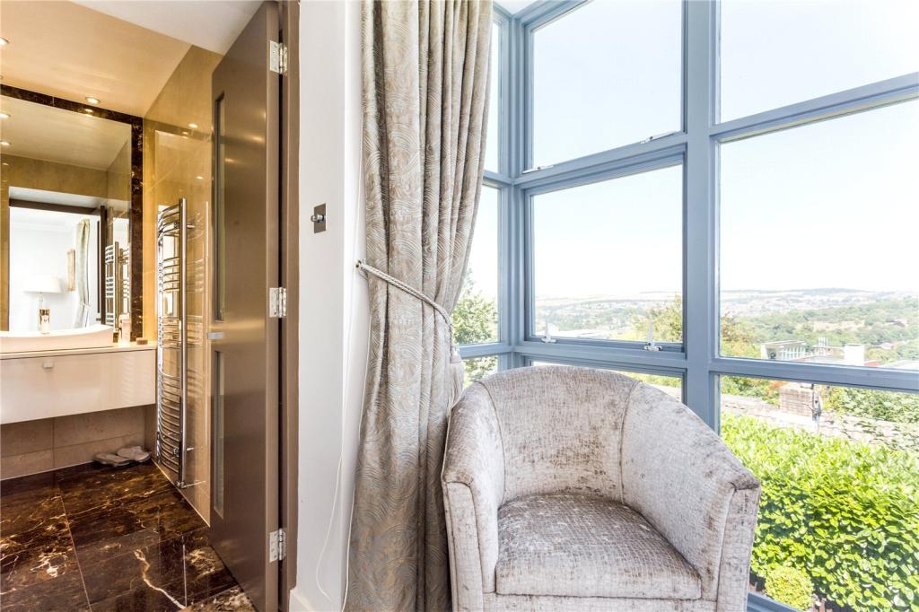 6 bedroom detached house for sale in Withdean Road, Brighton, East