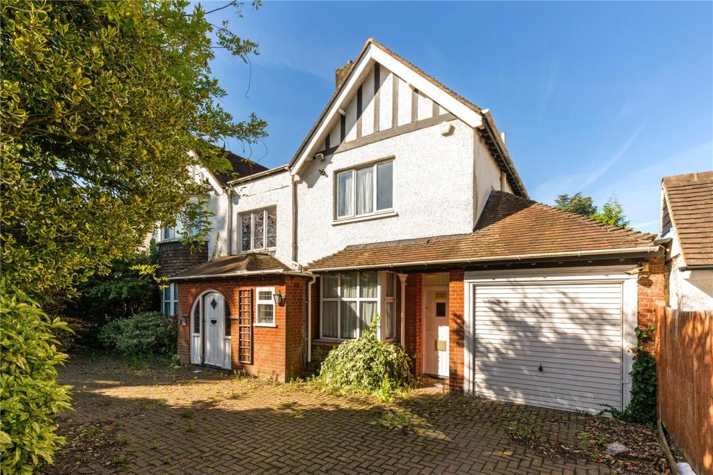 4 bedroom detached house for sale in Dyke Road, Hove, East Sussex, BN3