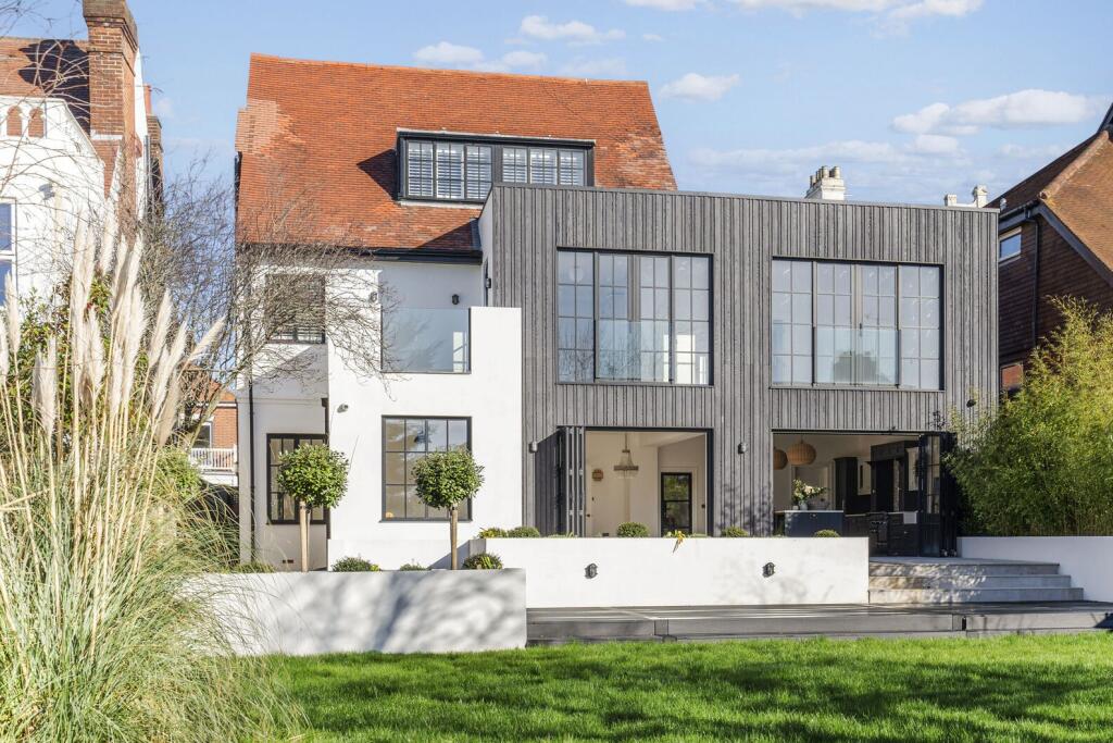 Main image of property: Cromwell Road, Hove, BN3