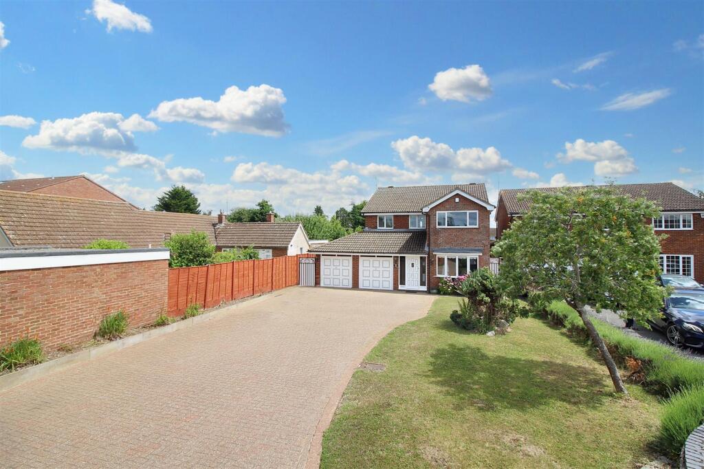 Main image of property: Middle Road, Aylesbury