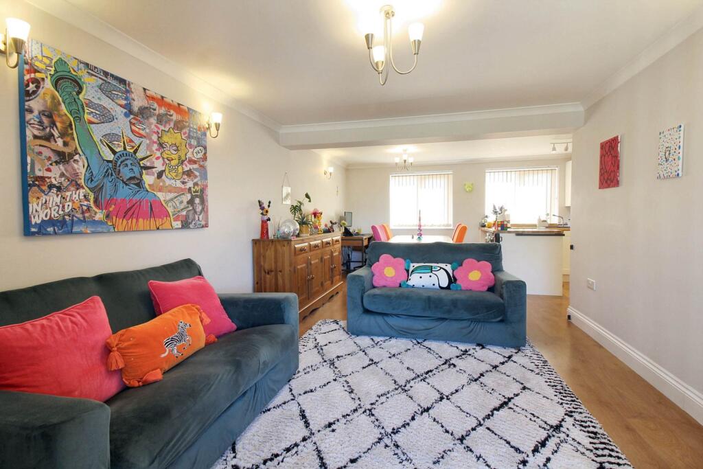 Main image of property: Town Centre, Aylesbury