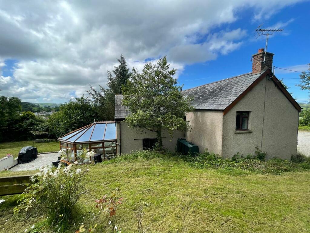 Main image of property: Ffordd Llanelwy, Betws Yn Rhos