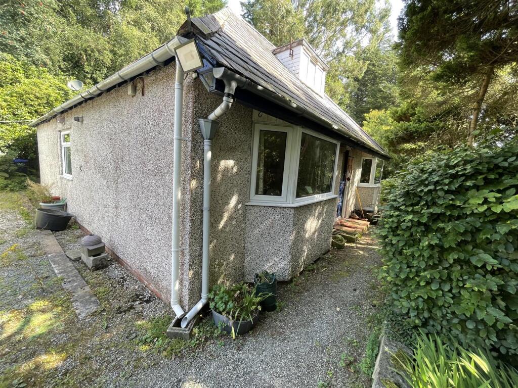 Main image of property: Llanbedr Dyffryn Clwyd, Ruthin
