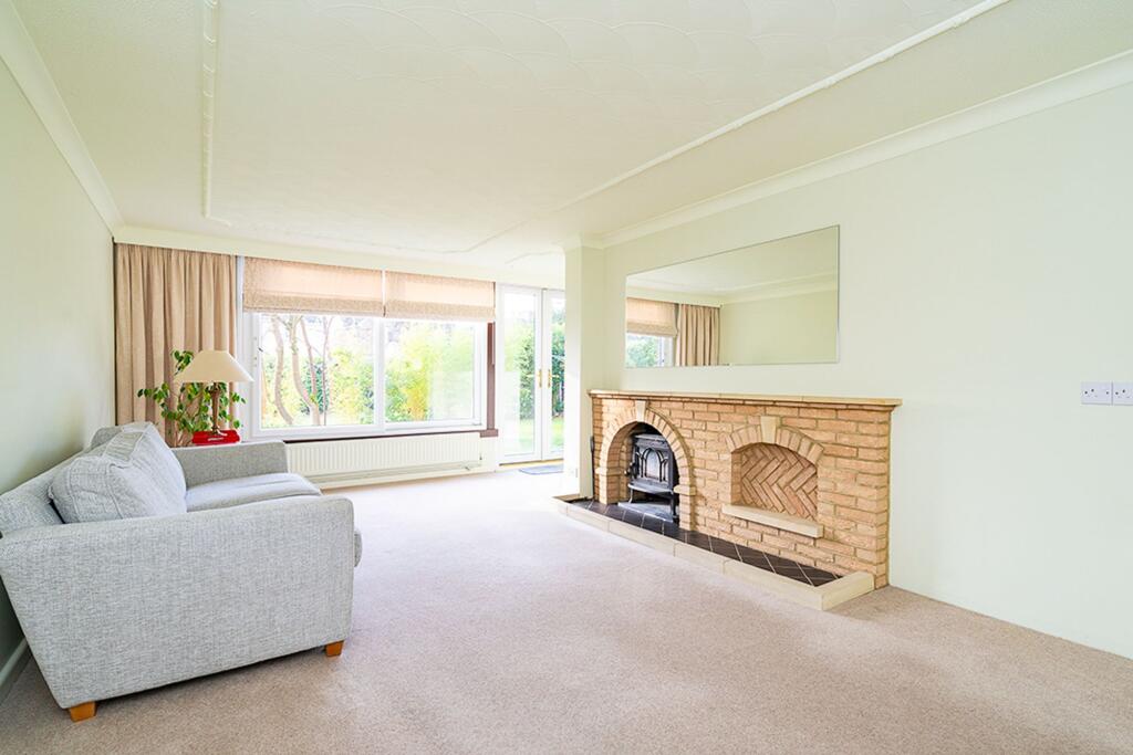 Additional property image - Common Road, Stock, CM4