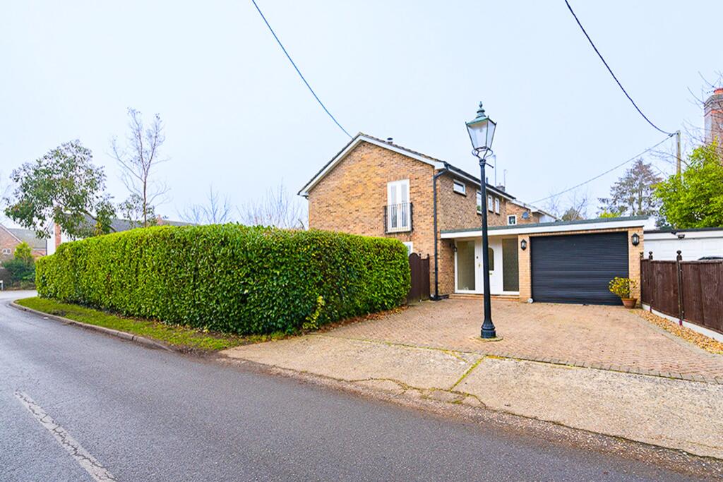 Additional property image - Common Road, Stock, CM4