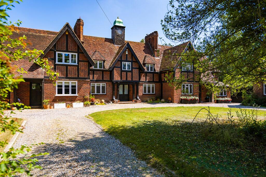 Main image of property: Lilystone Close, Stock, CM4