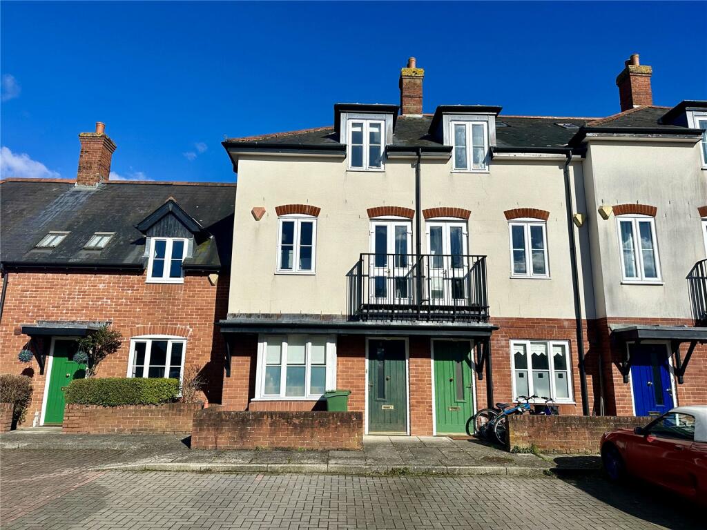 4 bedroom terraced house for sale in Towngate Mews, Ringwood, Hampshire