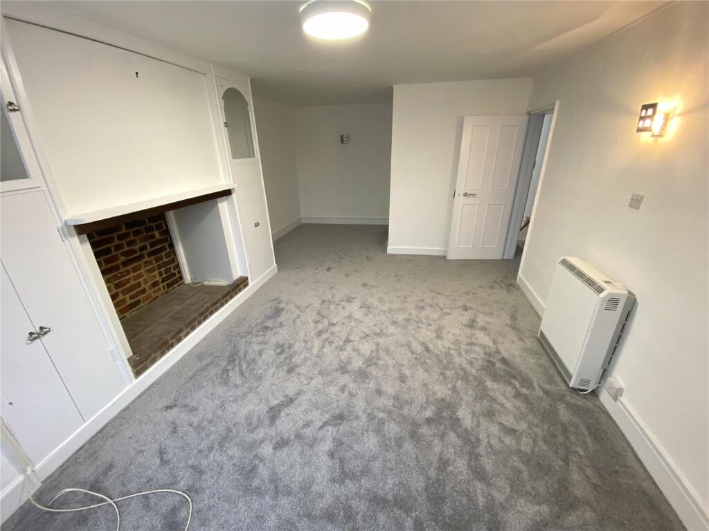 Additional property image - High Street, Ringwood, Hampshire, BH24