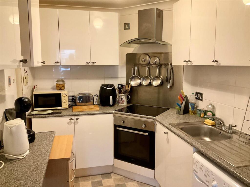 Additional property image - Kingsford Court, Coombe Valley Road, Dover