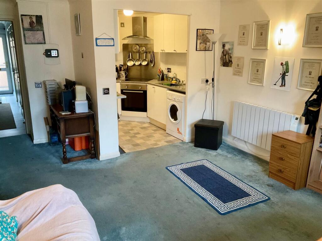 Additional property image - Kingsford Court, Coombe Valley Road, Dover