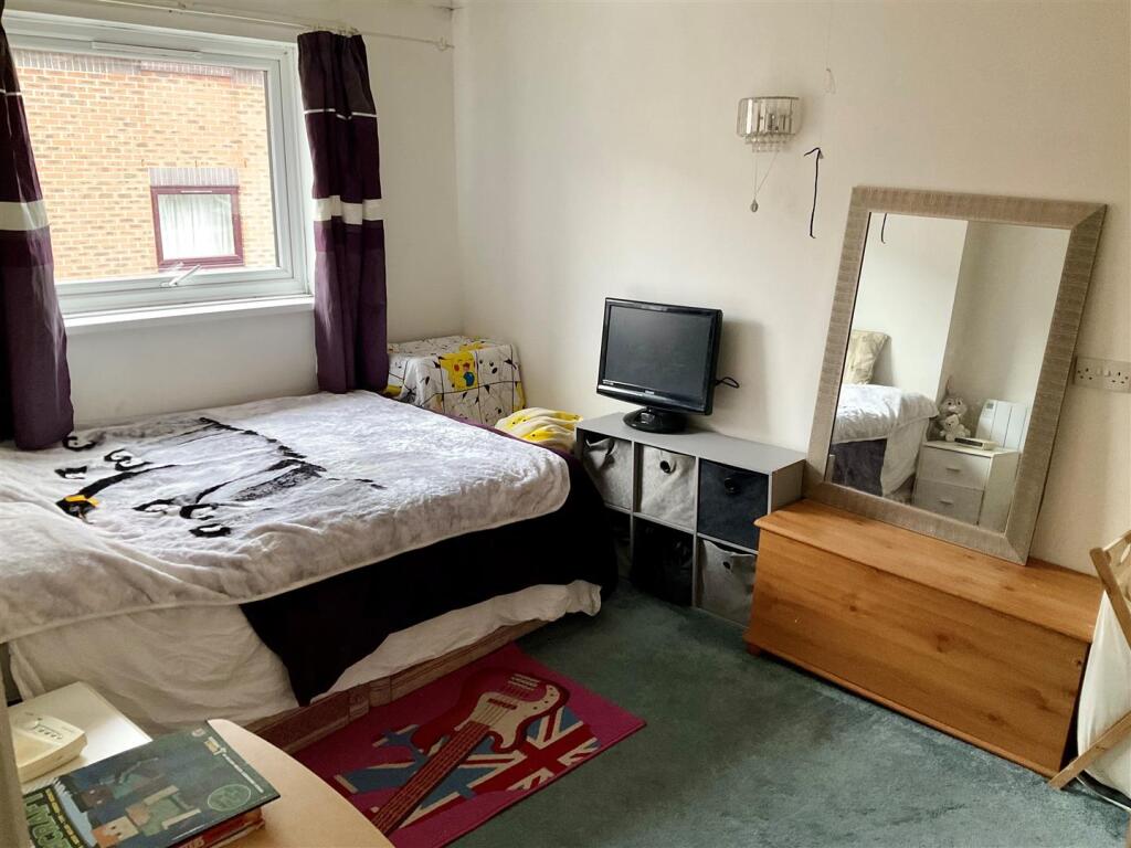 Additional property image - Kingsford Court, Coombe Valley Road, Dover