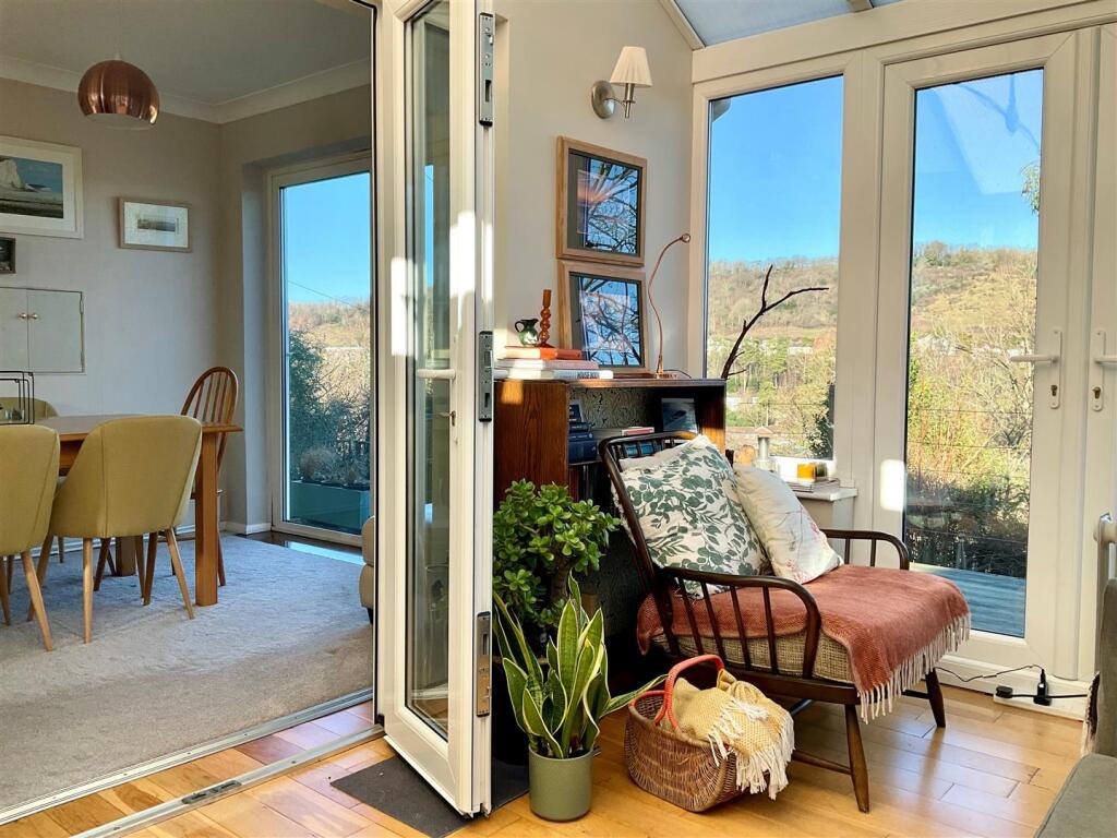 Additional image 5 of Briar Close, River