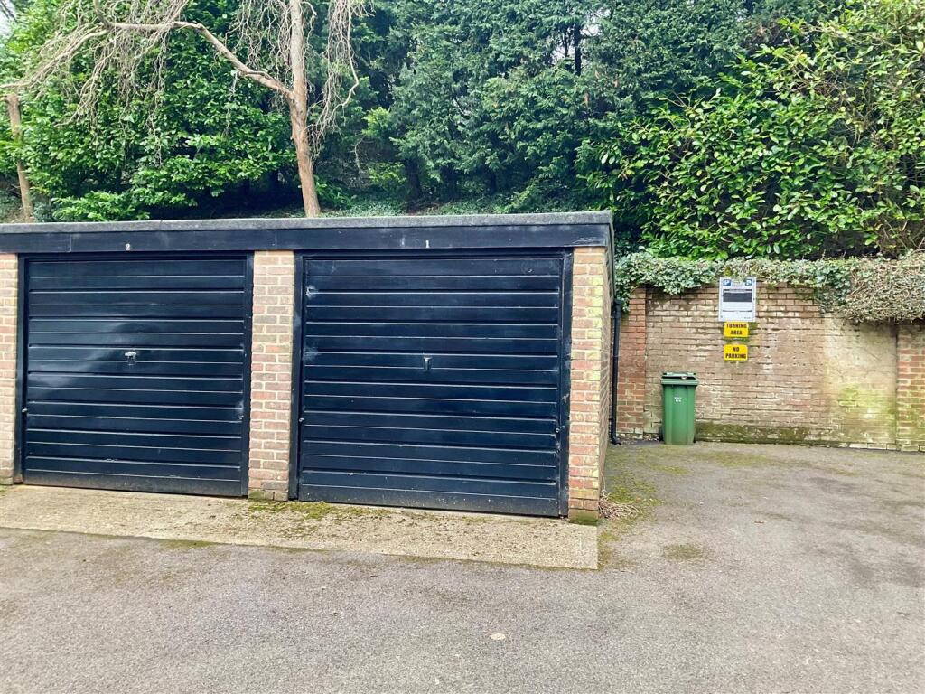 Additional property image - River Court Lewisham Road, River