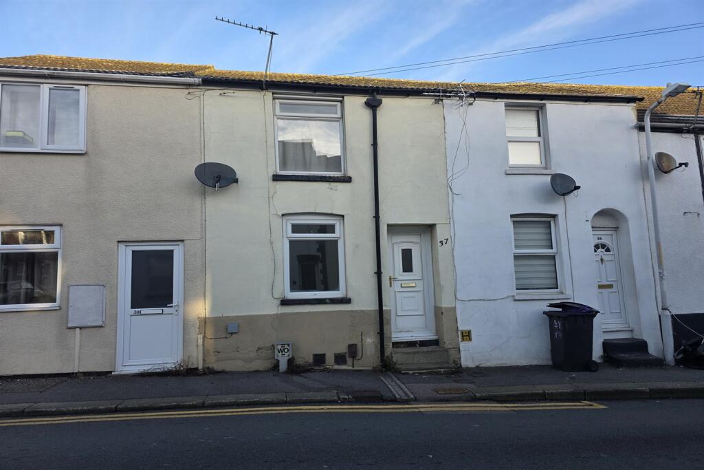 Main image of property: Tower Hamlets Street, CT17