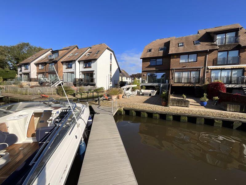 Additional property image - CHRISTCHURCH TOWN CENTRE