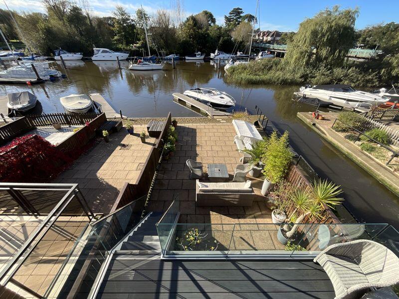 Additional property image - CHRISTCHURCH TOWN CENTRE