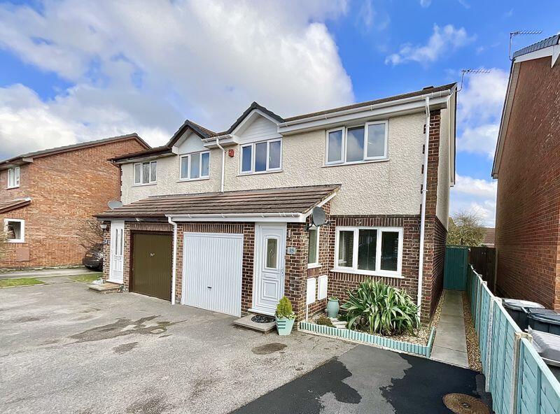 3 bedroom semidetached house for sale in Elise Close, Littledown