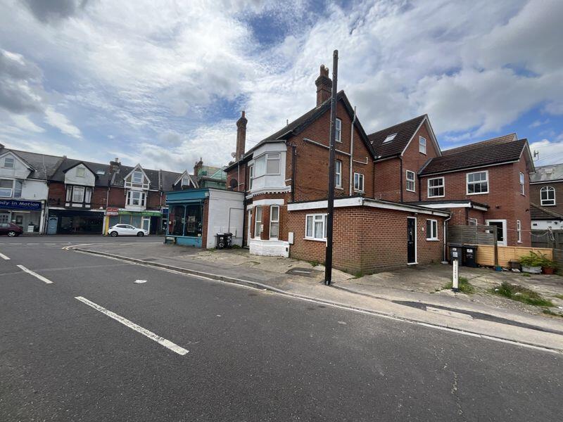 1 bedroom flat for sale in 830 Christchurch Road, Pokesdown