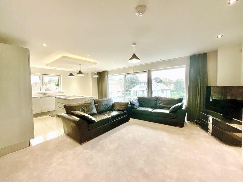 Additional property image - Boscombe Overcliff Drive, Bournemouth