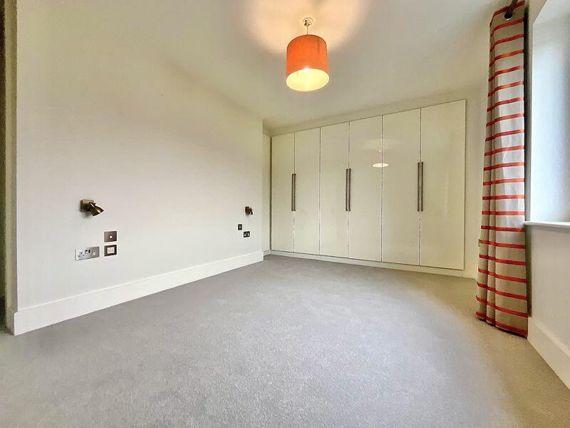 Additional property image - Boscombe Overcliff Drive, Bournemouth